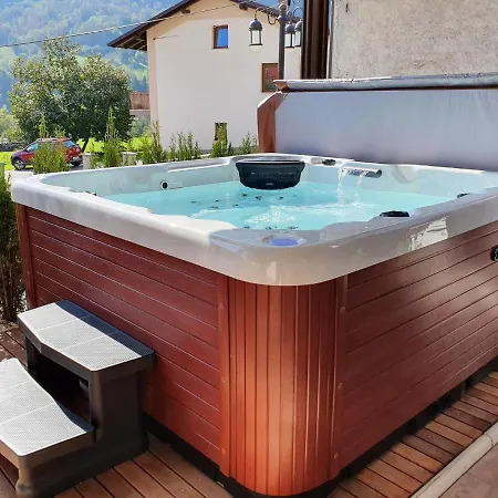 Hisa Bohinc Z Wellnessom *