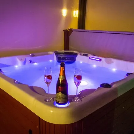 Hisa Bohinc Z Wellnessom Vikendica *